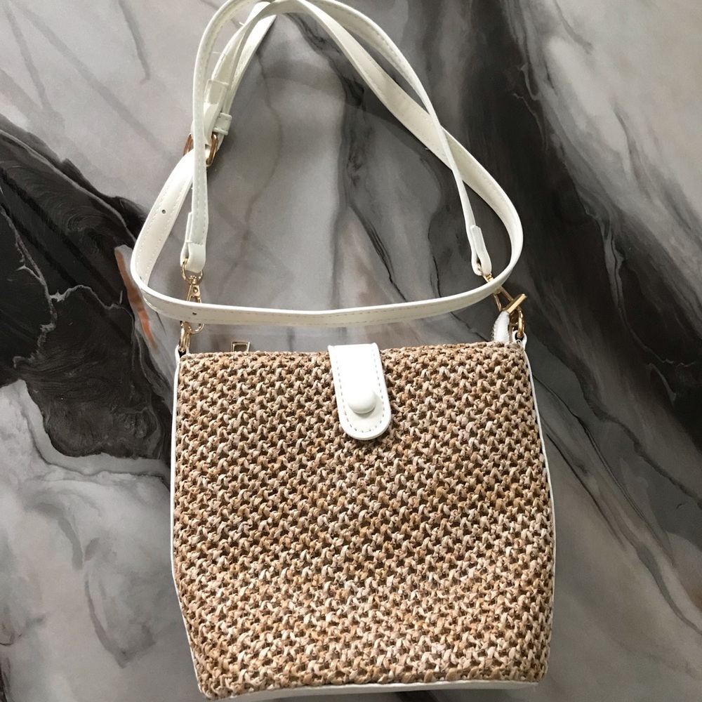 Straw / wicker style crossbody bag